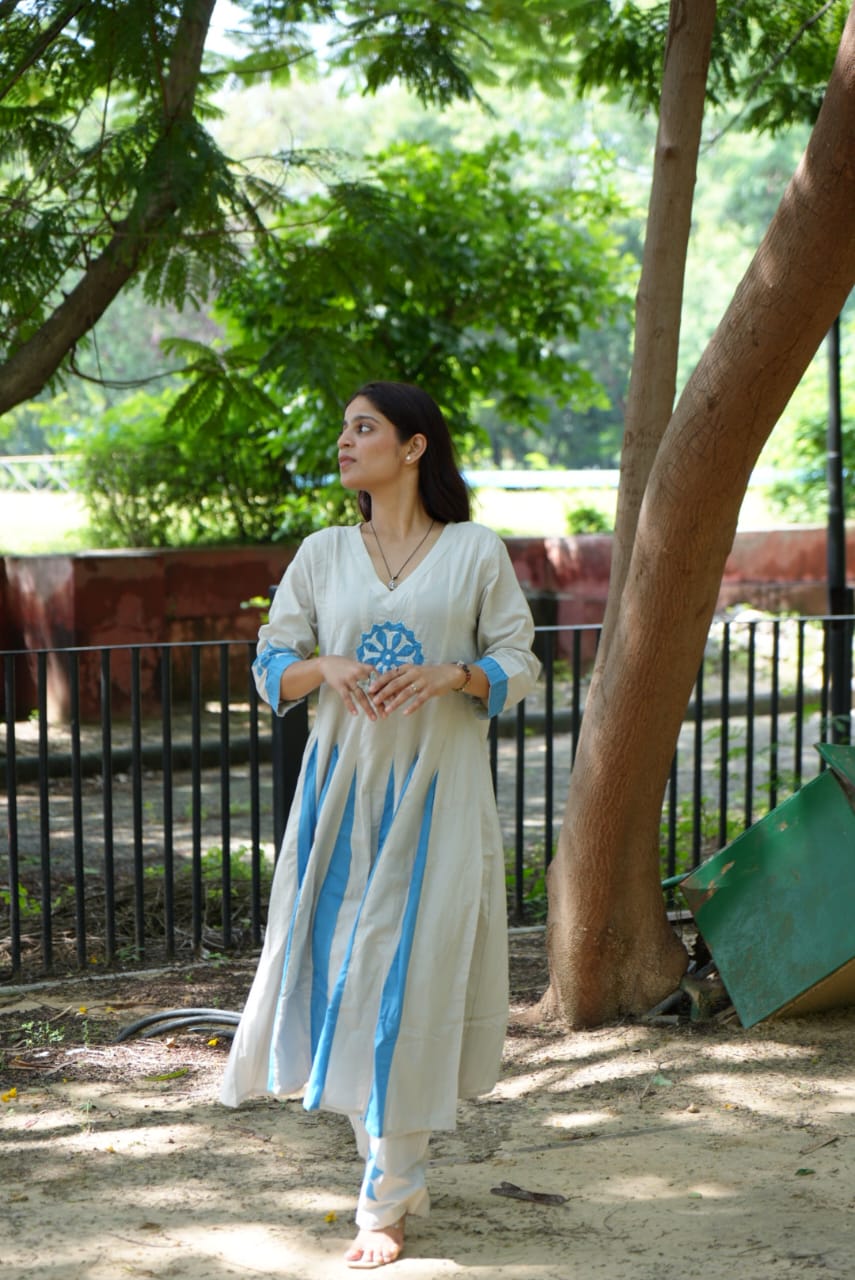 Women’s White & Blue Anarkali Kurta with Ethnic Motifs